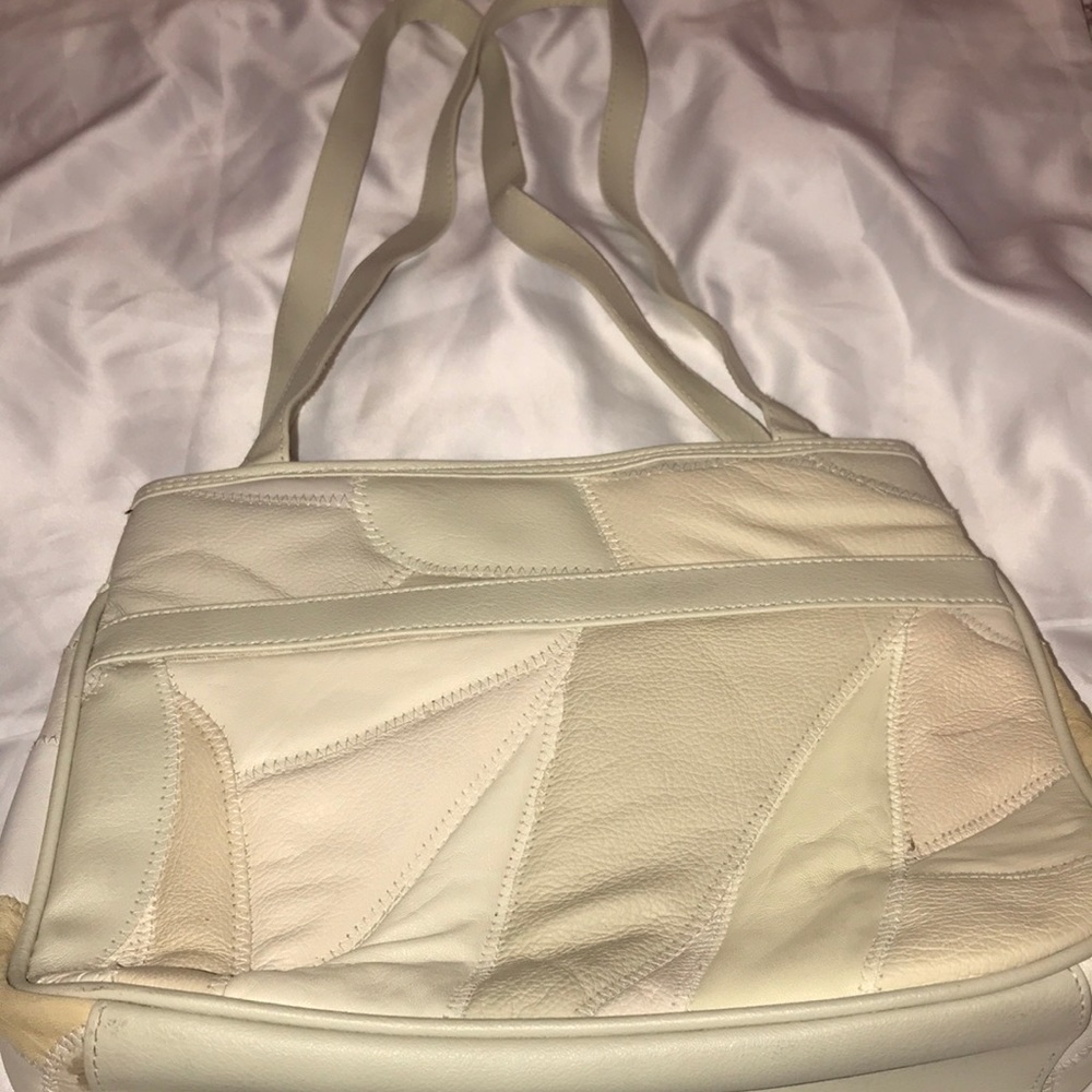 Purse - Picture 3 of 4